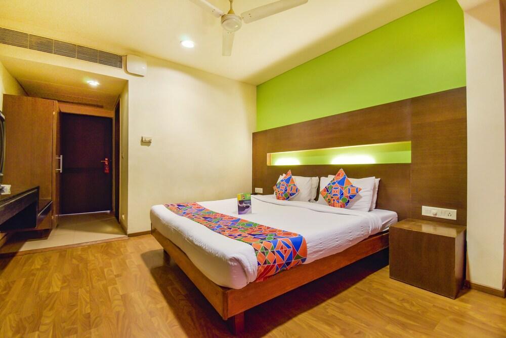 The President Hotel Shivajinagar Pune Exterior foto