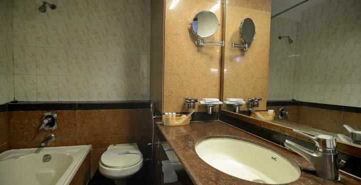 The President Hotel Shivajinagar Pune Exterior foto