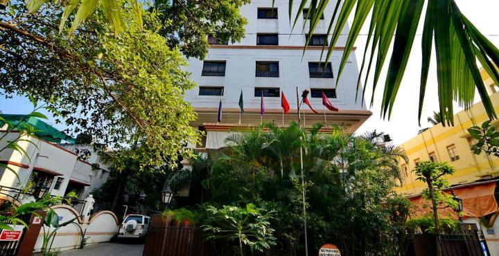 The President Hotel Shivajinagar Pune Exterior foto