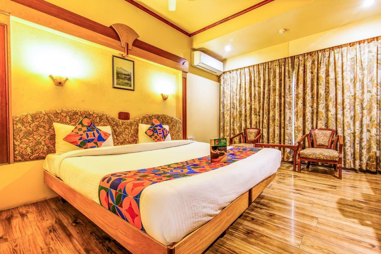 The President Hotel Shivajinagar Pune Exterior foto